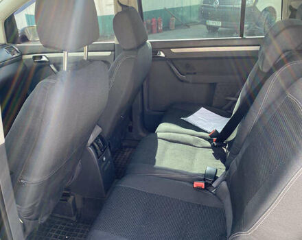 Чорний Фольксваген Туран, об'ємом двигуна 1.9 л та пробігом 340 тис. км за 6999 $, фото 6 на Automoto.ua