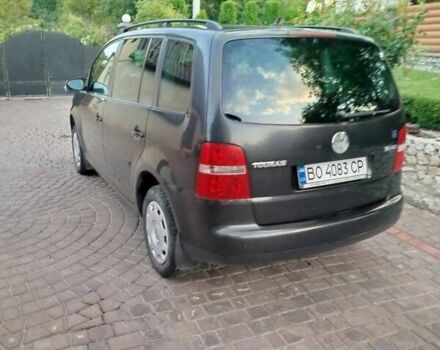 Черный Фольксваген Туран, объемом двигателя 1.6 л и пробегом 167 тыс. км за 6000 $, фото 3 на Automoto.ua