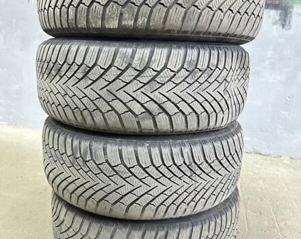 Черный Фольксваген Туран, объемом двигателя 1.6 л и пробегом 276 тыс. км за 5300 $, фото 17 на Automoto.ua