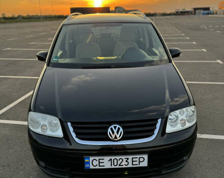 Черный Фольксваген Туран, объемом двигателя 1.6 л и пробегом 253 тыс. км за 5500 $, фото 5 на Automoto.ua