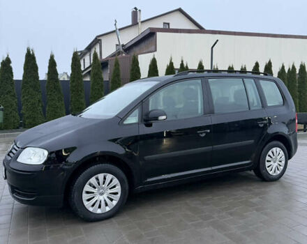 Чорний Фольксваген Туран, об'ємом двигуна 1.6 л та пробігом 290 тис. км за 5550 $, фото 1 на Automoto.ua