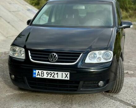 Черный Фольксваген Туран, объемом двигателя 1.6 л и пробегом 276 тыс. км за 5300 $, фото 12 на Automoto.ua