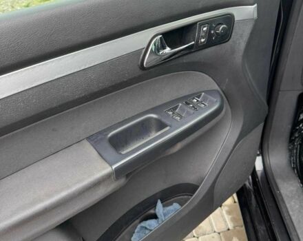 Черный Фольксваген Туран, объемом двигателя 1.6 л и пробегом 264 тыс. км за 5000 $, фото 13 на Automoto.ua