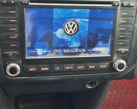 Черный Фольксваген Туран, объемом двигателя 2 л и пробегом 388 тыс. км за 2700 $, фото 6 на Automoto.ua