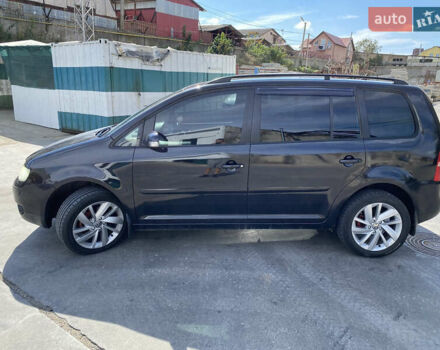 Чорний Фольксваген Туран, об'ємом двигуна 1.9 л та пробігом 340 тис. км за 6999 $, фото 7 на Automoto.ua