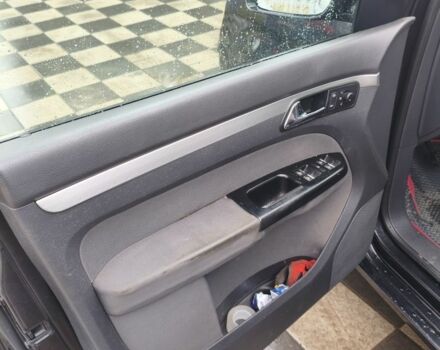 Черный Фольксваген Туран, объемом двигателя 2 л и пробегом 264 тыс. км за 6500 $, фото 21 на Automoto.ua