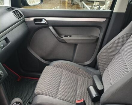 Черный Фольксваген Туран, объемом двигателя 2 л и пробегом 264 тыс. км за 6500 $, фото 5 на Automoto.ua