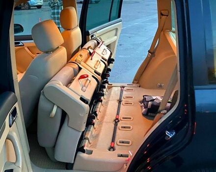 Черный Фольксваген Туран, объемом двигателя 2 л и пробегом 265 тыс. км за 5800 $, фото 5 на Automoto.ua