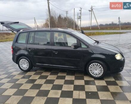 Чорний Фольксваген Туран, об'ємом двигуна 1.97 л та пробігом 262 тис. км за 6500 $, фото 3 на Automoto.ua