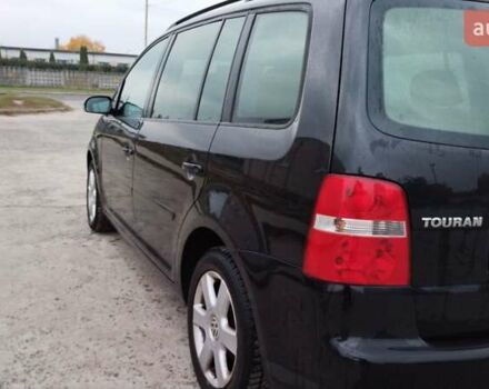 Чорний Фольксваген Туран, об'ємом двигуна 1.6 л та пробігом 249 тис. км за 5500 $, фото 12 на Automoto.ua
