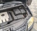 Чорний Фольксваген Туран, об'ємом двигуна 1.97 л та пробігом 262 тис. км за 6500 $, фото 13 на Automoto.ua