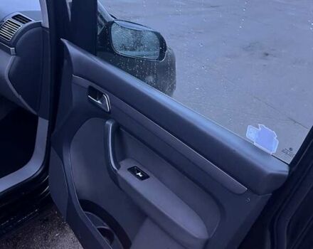 Черный Фольксваген Туран, объемом двигателя 1.97 л и пробегом 293 тыс. км за 5900 $, фото 8 на Automoto.ua