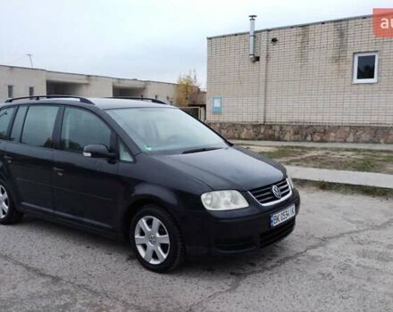 Чорний Фольксваген Туран, об'ємом двигуна 1.6 л та пробігом 249 тис. км за 5500 $, фото 9 на Automoto.ua