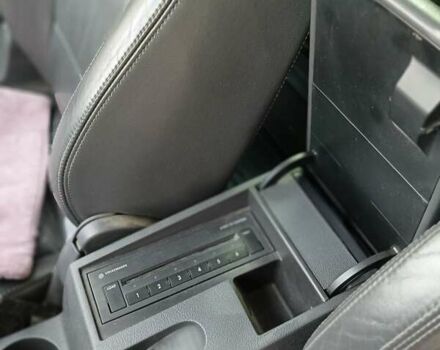 Черный Фольксваген Туран, объемом двигателя 1.98 л и пробегом 336 тыс. км за 5750 $, фото 16 на Automoto.ua