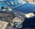 Черный Фольксваген Туран, объемом двигателя 1.97 л и пробегом 282 тыс. км за 5100 $, фото 6 на Automoto.ua