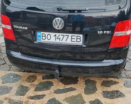 Черный Фольксваген Туран, объемом двигателя 1.6 л и пробегом 250 тыс. км за 5700 $, фото 11 на Automoto.ua