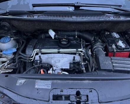 Черный Фольксваген Туран, объемом двигателя 1.97 л и пробегом 293 тыс. км за 5900 $, фото 15 на Automoto.ua