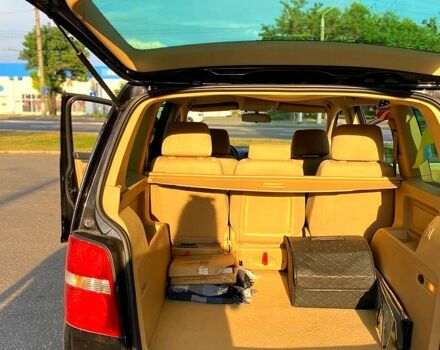 Черный Фольксваген Туран, объемом двигателя 2 л и пробегом 265 тыс. км за 5800 $, фото 7 на Automoto.ua