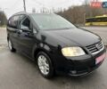 Черный Фольксваген Туран, объемом двигателя 1.6 л и пробегом 192 тыс. км за 5700 $, фото 1 на Automoto.ua