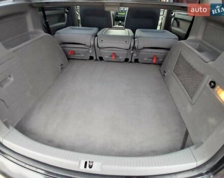 Черный Фольксваген Туран, объемом двигателя 1.6 л и пробегом 201 тыс. км за 4799 $, фото 85 на Automoto.ua