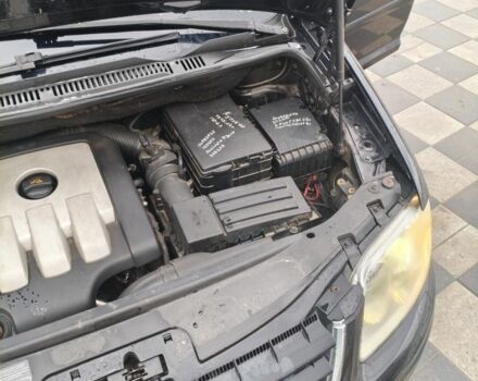 Черный Фольксваген Туран, объемом двигателя 2 л и пробегом 264 тыс. км за 6500 $, фото 17 на Automoto.ua