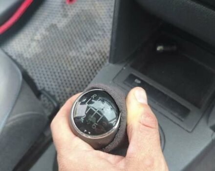 Чорний Фольксваген Туран, об'ємом двигуна 1.97 л та пробігом 262 тис. км за 6500 $, фото 18 на Automoto.ua