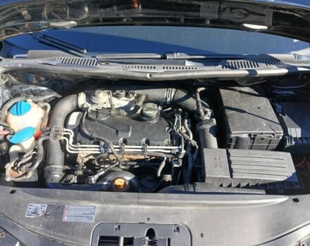 Черный Фольксваген Туран, объемом двигателя 1.9 л и пробегом 419 тыс. км за 4700 $, фото 11 на Automoto.ua