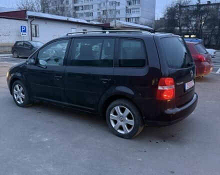 Черный Фольксваген Туран, объемом двигателя 2 л и пробегом 377 тыс. км за 2500 $, фото 4 на Automoto.ua