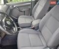 Черный Фольксваген Туран, объемом двигателя 1.6 л и пробегом 185 тыс. км за 5700 $, фото 22 на Automoto.ua