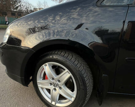 Черный Фольксваген Туран, объемом двигателя 1.6 л и пробегом 229 тыс. км за 6450 $, фото 20 на Automoto.ua