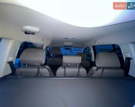 Черный Фольксваген Туран, объемом двигателя 1.97 л и пробегом 243 тыс. км за 6400 $, фото 14 на Automoto.ua