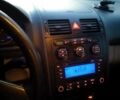 Черный Фольксваген Туран, объемом двигателя 1.6 л и пробегом 210 тыс. км за 5850 $, фото 16 на Automoto.ua
