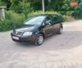 Черный Фольксваген Туран, объемом двигателя 1.6 л и пробегом 185 тыс. км за 5700 $, фото 18 на Automoto.ua