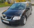Черный Фольксваген Туран, объемом двигателя 1.6 л и пробегом 283 тыс. км за 5200 $, фото 10 на Automoto.ua