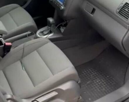 Фольксваген Туран 2005 в Житомире на Automoto.ua Черный Фольксваген Туран, объемом двигателя 1.6 л и пробегом 186 тыс. км за 6950 $, фото 5 на Automoto.ua