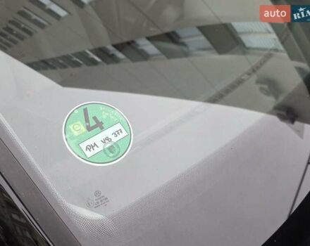 Черный Фольксваген Туран, объемом двигателя 1.6 л и пробегом 219 тыс. км за 5399 $, фото 17 на Automoto.ua