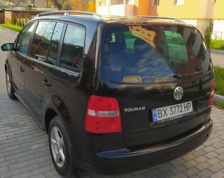 Черный Фольксваген Туран, объемом двигателя 1.6 л и пробегом 283 тыс. км за 5200 $, фото 20 на Automoto.ua