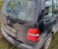 Черный Фольксваген Туран, объемом двигателя 1.6 л и пробегом 278 тыс. км за 5300 $, фото 2 на Automoto.ua