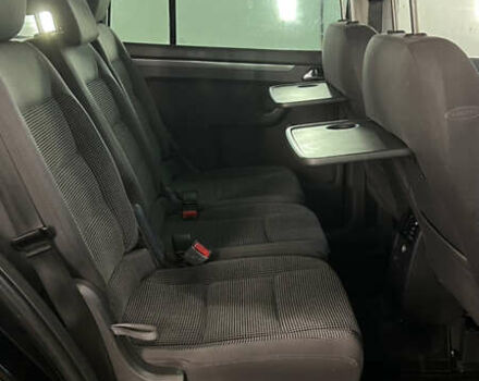 Черный Фольксваген Туран, объемом двигателя 1.9 л и пробегом 419 тыс. км за 5900 $, фото 14 на Automoto.ua