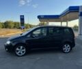 Чорний Фольксваген Туран, об'ємом двигуна 2 л та пробігом 300 тис. км за 3550 $, фото 3 на Automoto.ua