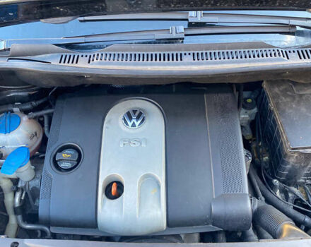 Черный Фольксваген Туран, объемом двигателя 1.6 л и пробегом 198 тыс. км за 6800 $, фото 19 на Automoto.ua