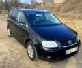 Чорний Фольксваген Туран, об'ємом двигуна 2 л та пробігом 280 тис. км за 5000 $, фото 1 на Automoto.ua