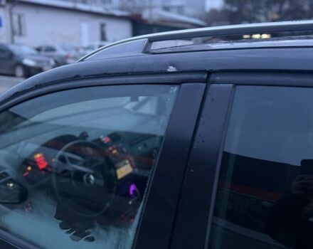 Черный Фольксваген Туран, объемом двигателя 2 л и пробегом 377 тыс. км за 2500 $, фото 5 на Automoto.ua