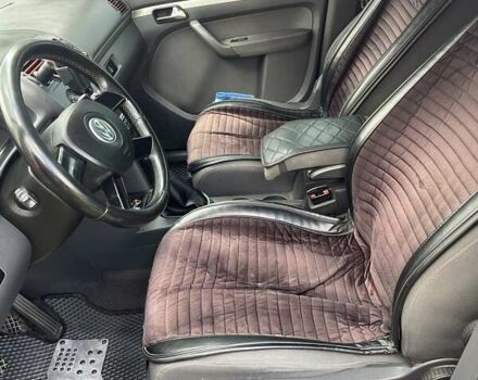 Чорний Фольксваген Туран, об'ємом двигуна 1.6 л та пробігом 216 тис. км за 6500 $, фото 5 на Automoto.ua