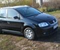 Черный Фольксваген Туран, объемом двигателя 2 л и пробегом 290 тыс. км за 6000 $, фото 1 на Automoto.ua