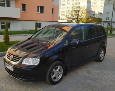 Черный Фольксваген Туран, объемом двигателя 1.6 л и пробегом 283 тыс. км за 5200 $, фото 9 на Automoto.ua