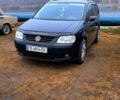 Черный Фольксваген Туран, объемом двигателя 1.9 л и пробегом 385 тыс. км за 5800 $, фото 1 на Automoto.ua