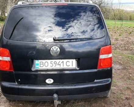 Черный Фольксваген Туран, объемом двигателя 1.9 л и пробегом 280 тыс. км за 6500 $, фото 12 на Automoto.ua