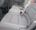 Черный Фольксваген Туран, объемом двигателя 1.6 л и пробегом 185 тыс. км за 5700 $, фото 31 на Automoto.ua