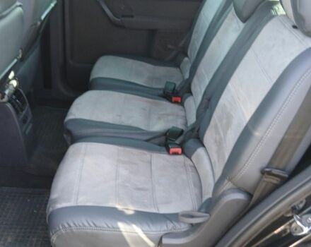 Черный Фольксваген Туран, объемом двигателя 2 л и пробегом 290 тыс. км за 6000 $, фото 3 на Automoto.ua